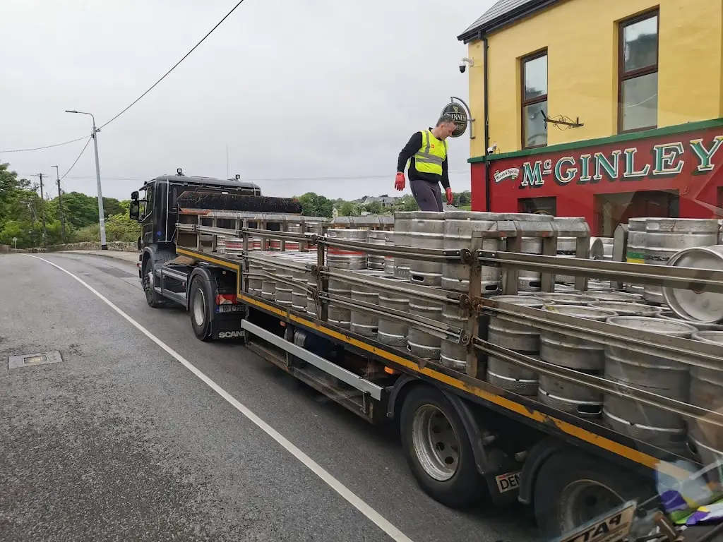 Mc Ginleys Bar_Ballyshannon_slider_image_3