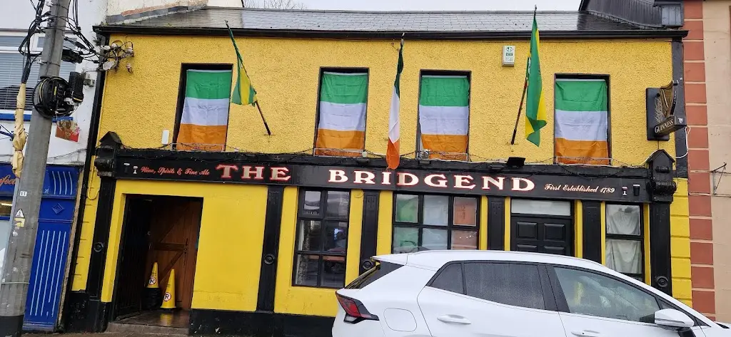 Bridgend Bar_Ballyshannon_slider_image_1