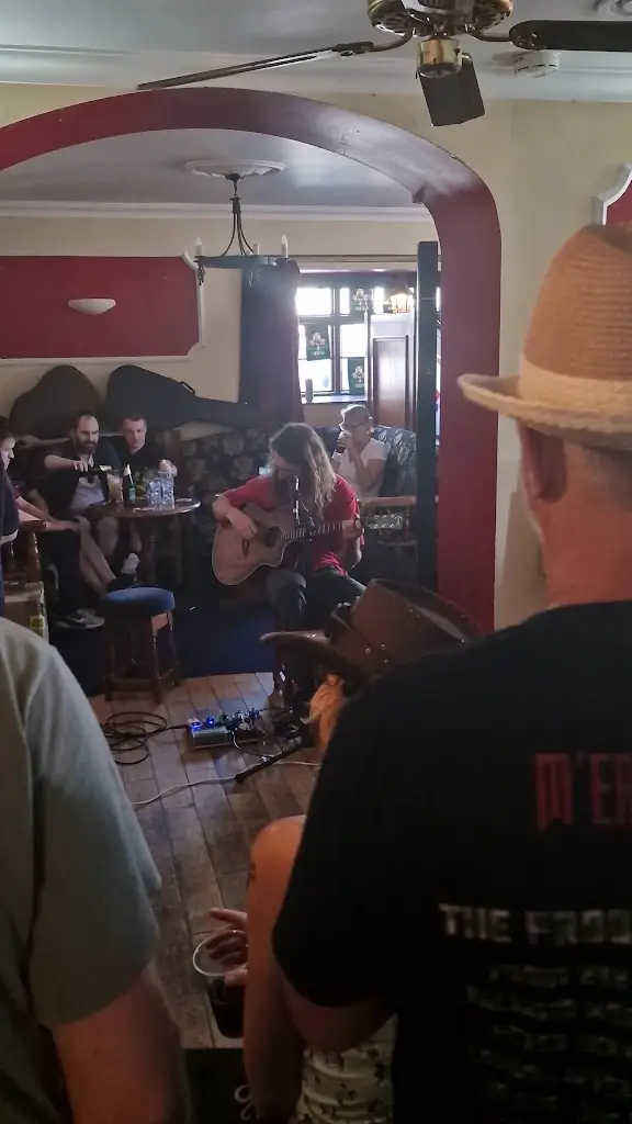 Owen Roes Bar_Ballyshannon_slider_image_2