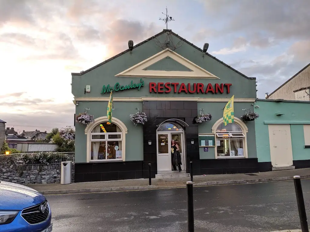 McCauley’s Restaurant_Leifear_slider_image_1