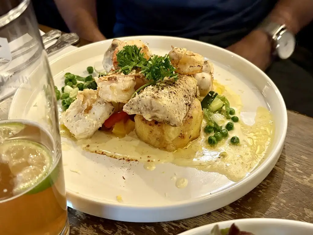 Kate_Olde Castle Seafood Bar_Donegal_review