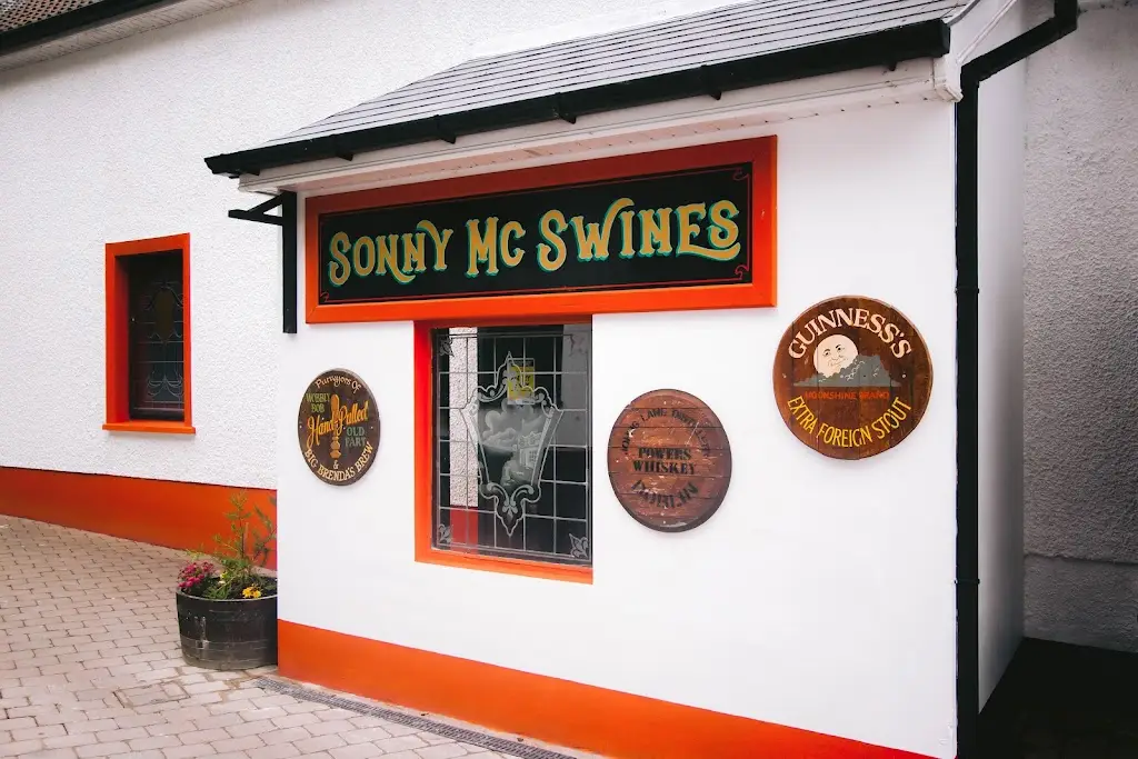 McCafferty's Bar & Restaurant_Dungloe_slider_image_1
