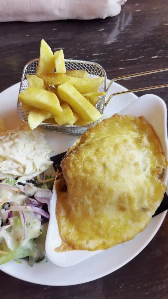 McCafferty's Bar & Restaurant_Dungloe_slider_image_2