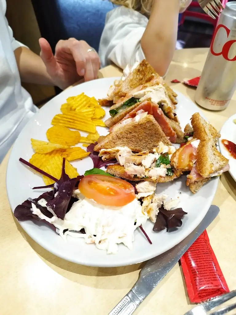 Menu_Caprinis restaurant_Dungloe_image_8