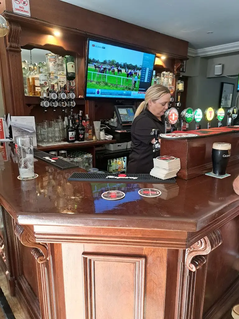 Mulhern's Corner bar_Dungloe_slider_image_3