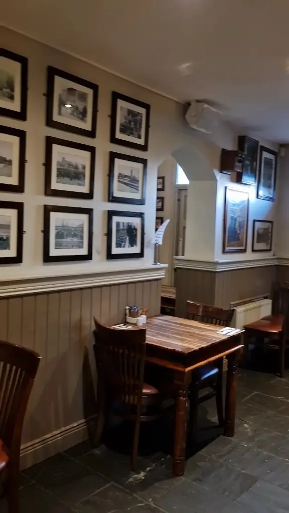 McHugh's Traditional Pub & Restaurant_Claregalway_slider_image_2
