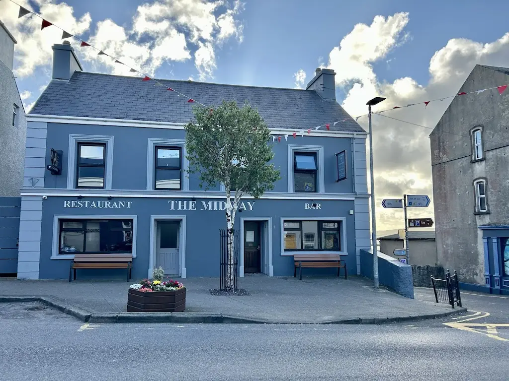 Michele Silva_The Midway_Dungloe_review