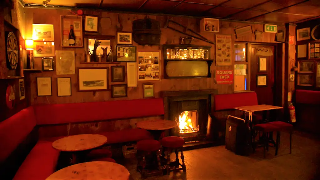 The Olde Glen Bar, Restaurant & Bia Box restaurant in County Donegal