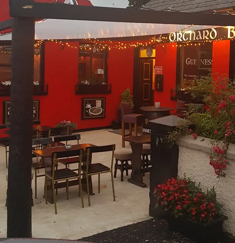Orchard Bar Bistro_Dunlewy_slider_image_1