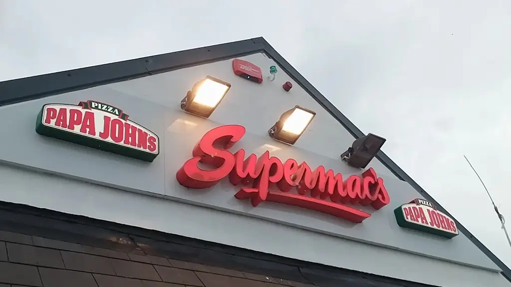 Aleks “the lord of the llamas” Rosenbergs_Supermac's & Papa John's_Oughterard_recensione