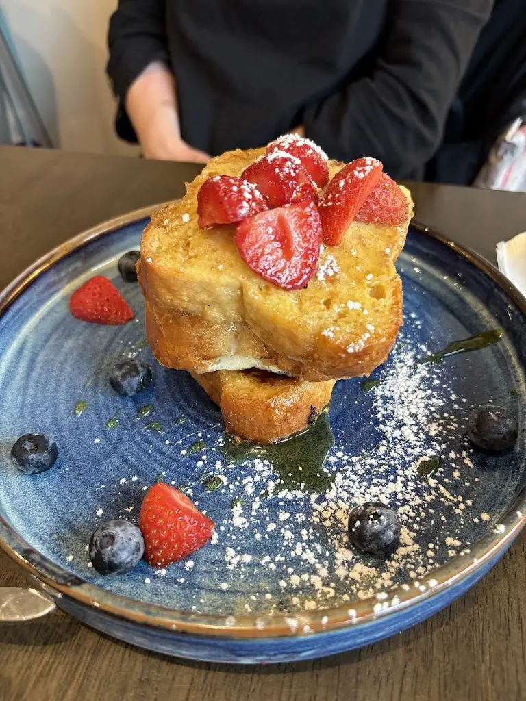 Dr Jeremy Law_Mrs B's Coffee House_Killybegs_Bewertung