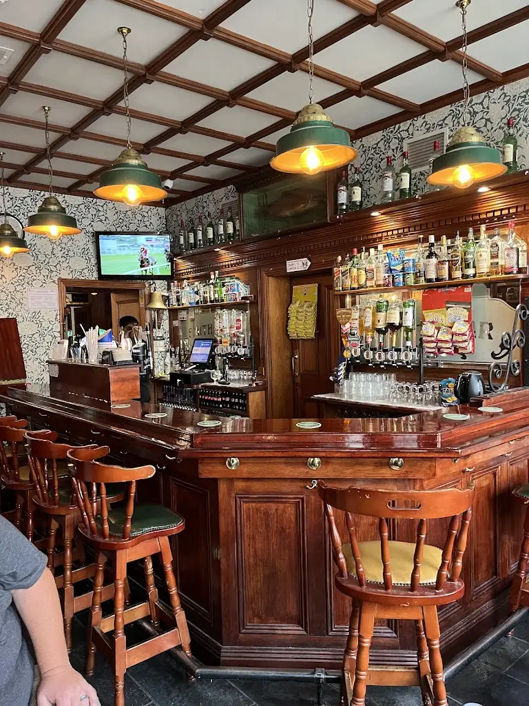 O'Learys restaurante en Cootehill
