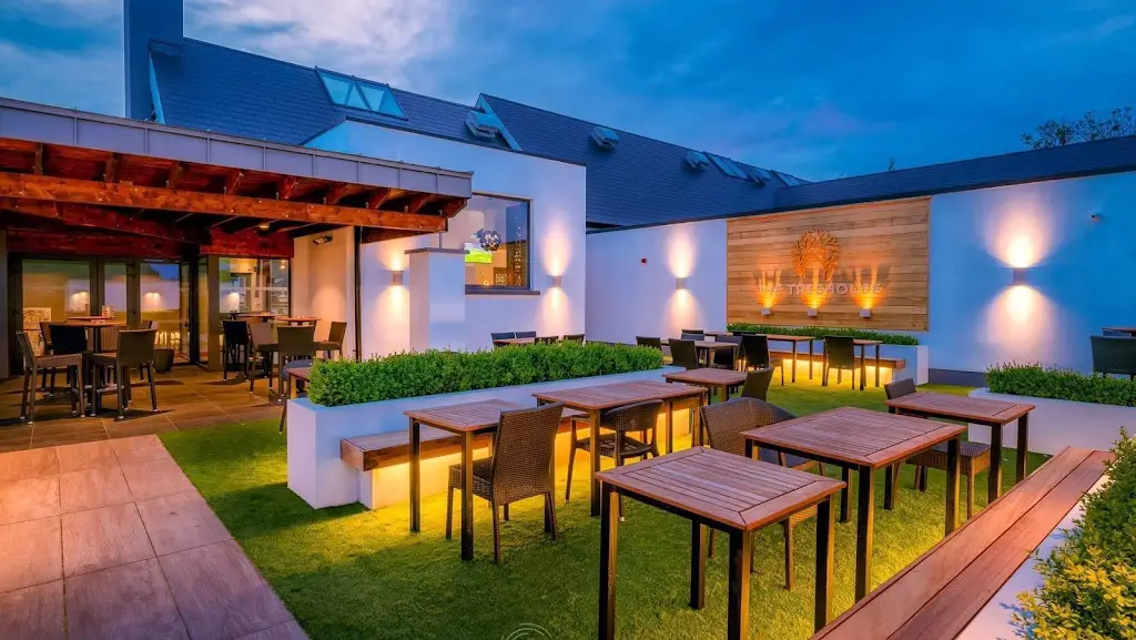 The Treehouse Restaurant restaurant à Muff