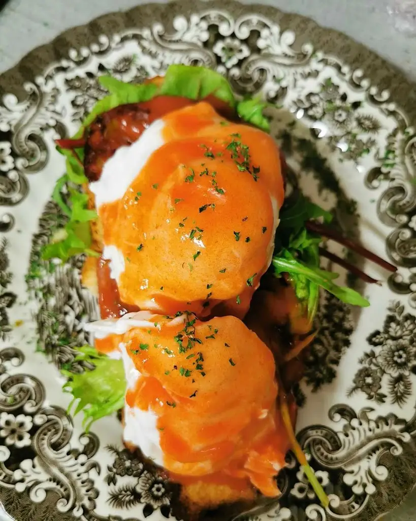 Menu_Tank and Skinny's_Muff_image_7