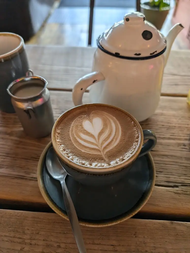 Tank and Skinny's_Muff_slider_image_3