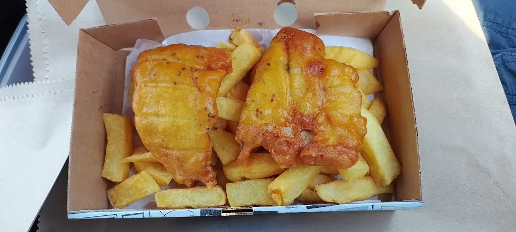 Radoslaw_Johnnys Ranch_Ramelton_review