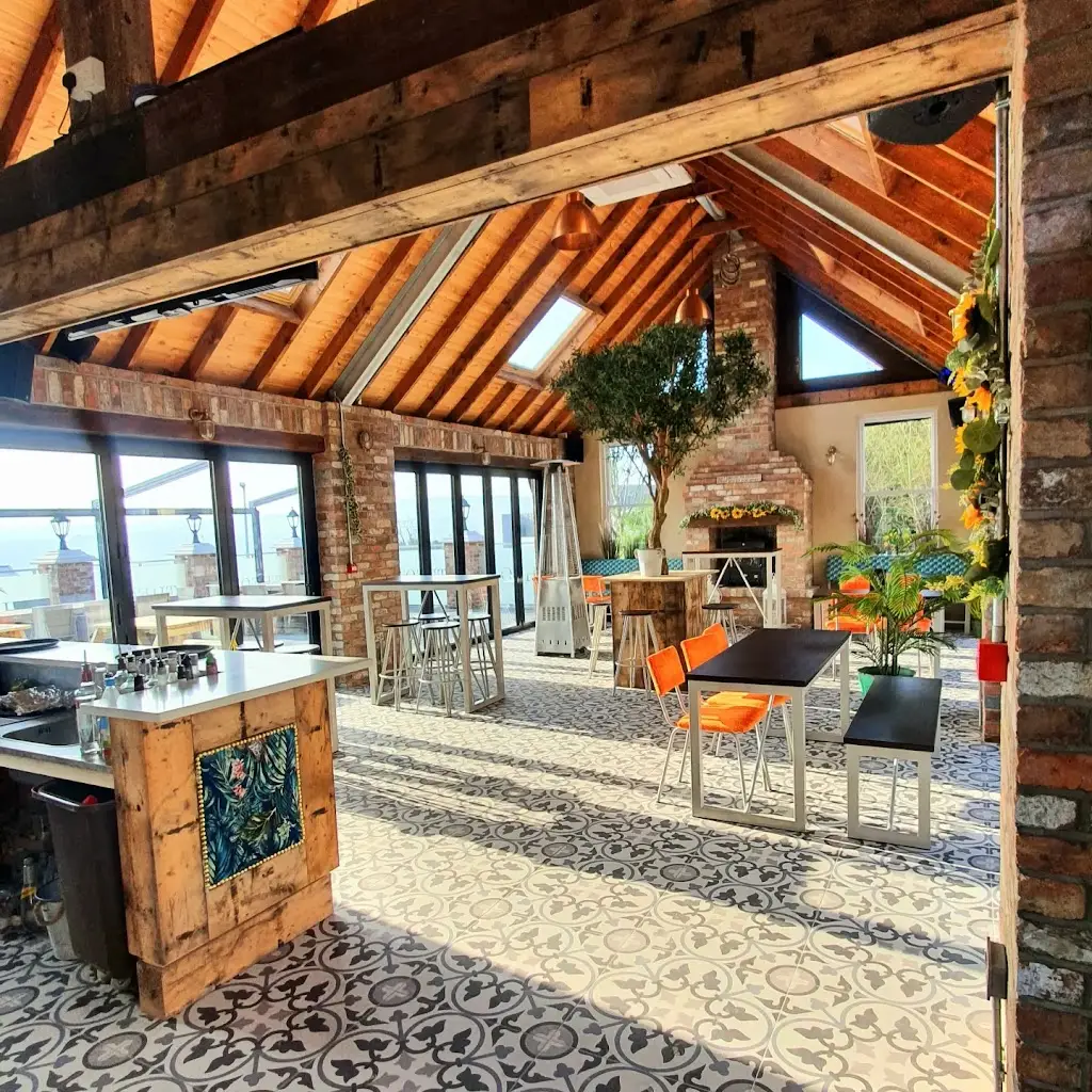 The Orchard Gastropub & Garden_Letterkenny_slider_image_1