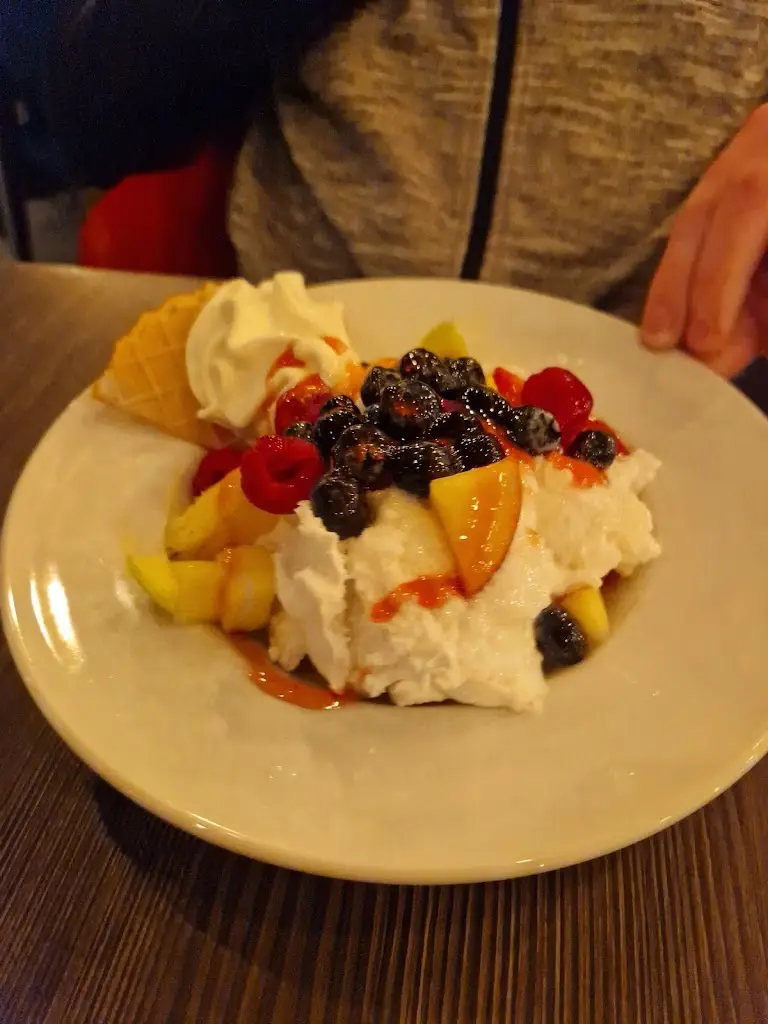 Backstage Bar & Grill_Letterkenny_slider_image_2