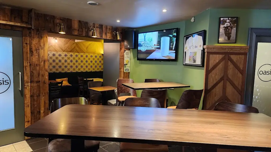 Oasis Bar restaurante en Letterkenny
