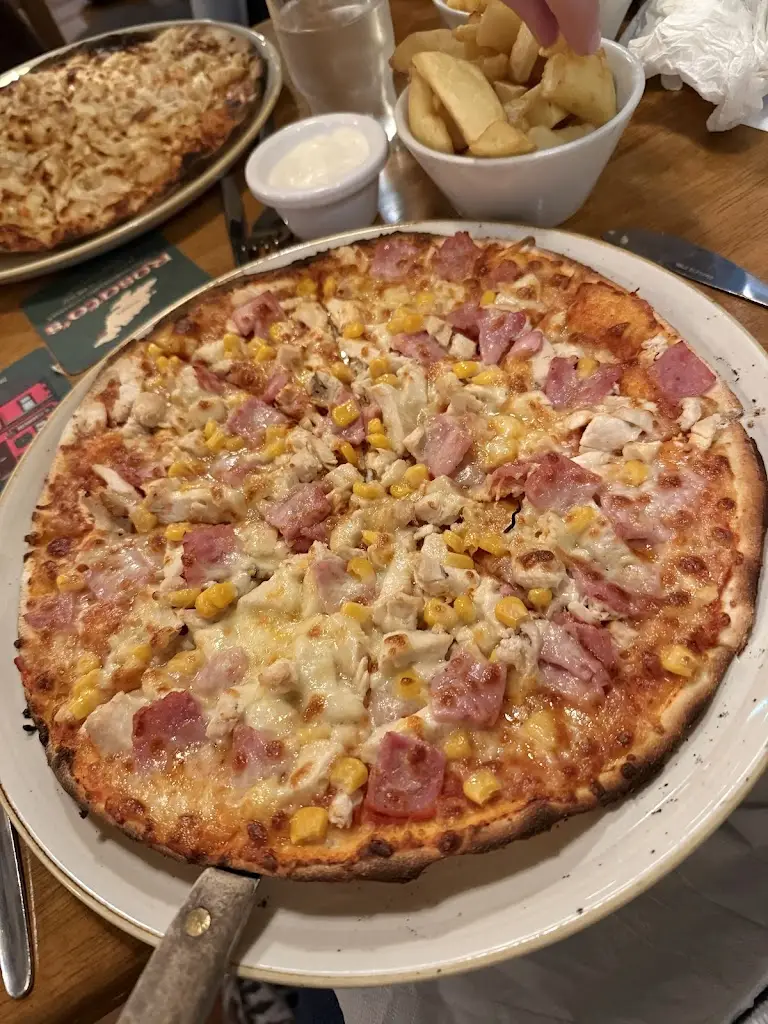 Dan Wesley_Rosato’s Bar & Restaurant_Moville_review