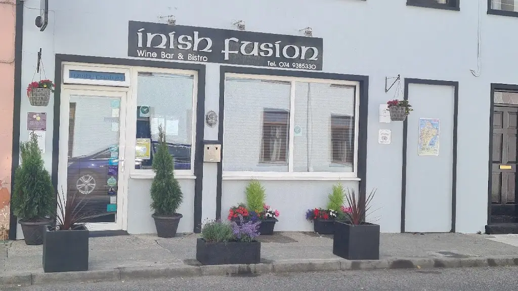 Inish Fusion wine bar and bistro restaurante en Moville