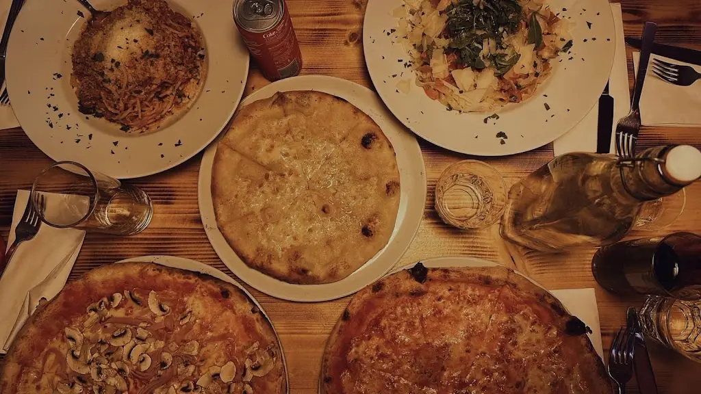 Róisín Alexander_Tà Pizza Food Truck_Inishcrone_recensione