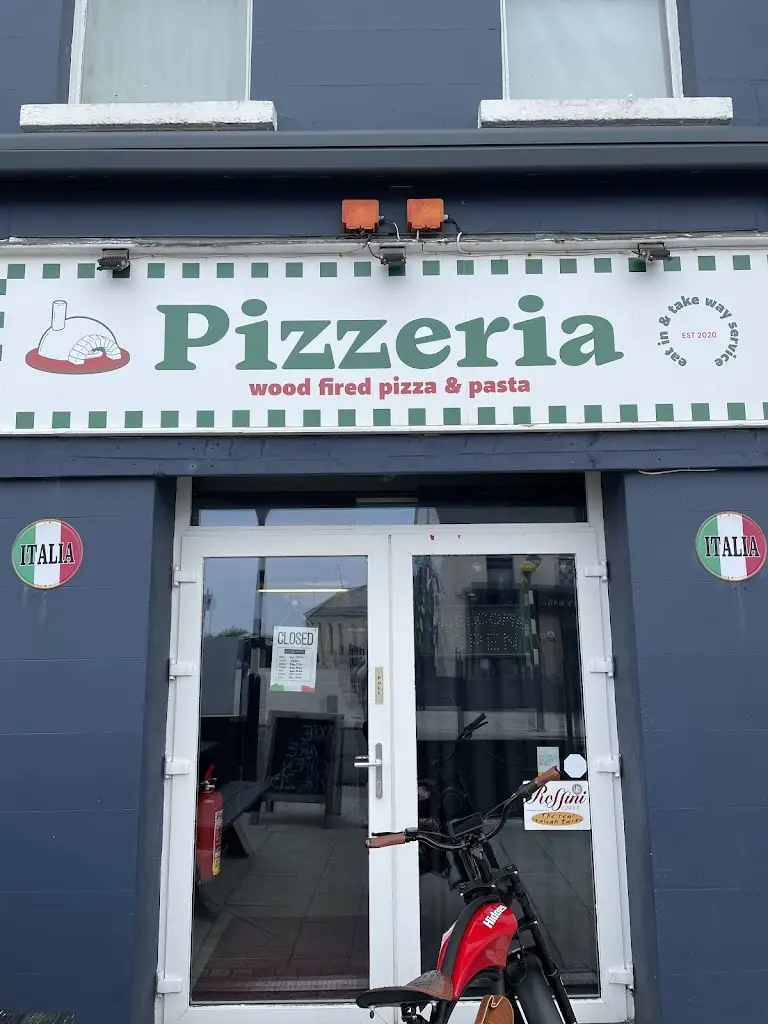 La Piazzetta Pizzeria Enniscrone restaurant in Inishcrone