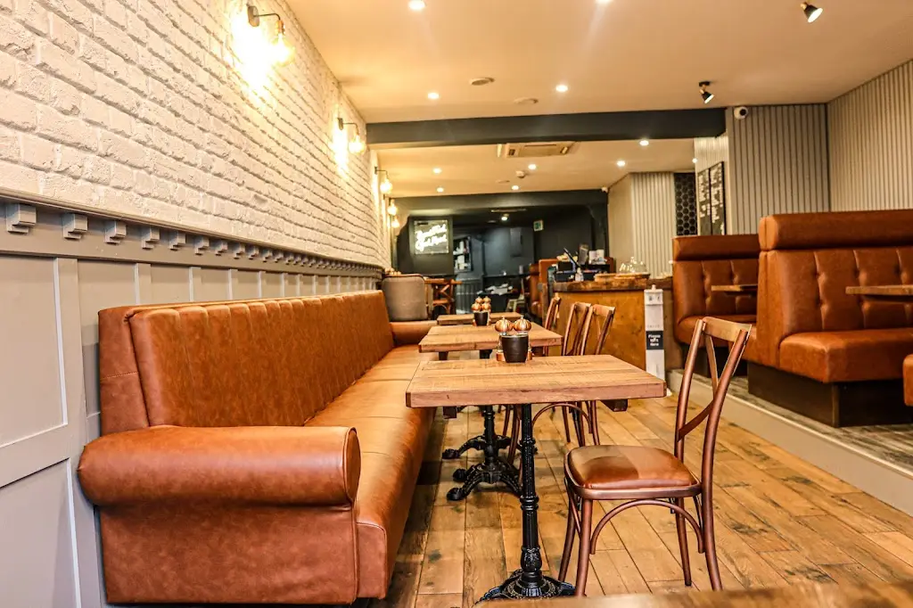 Servd ristorante a Westport