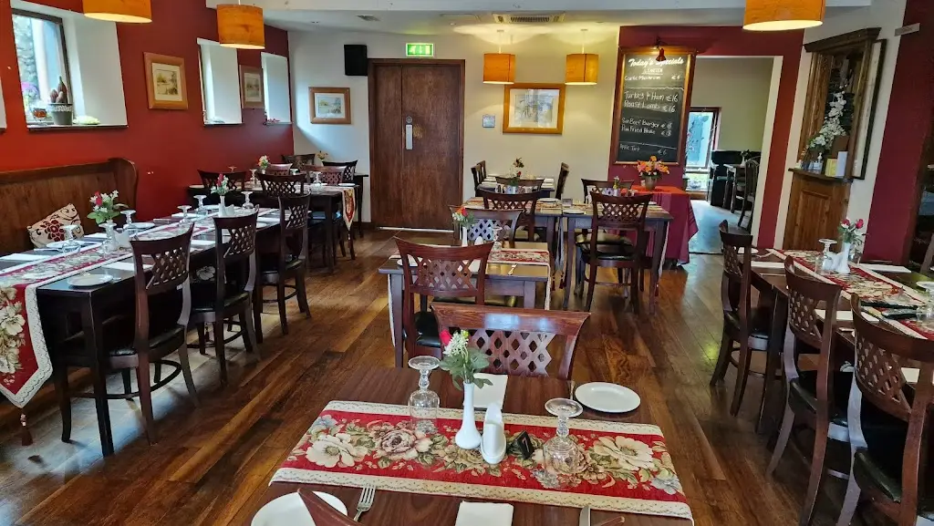 Modena Restaurant_Portumna_slider_image_3