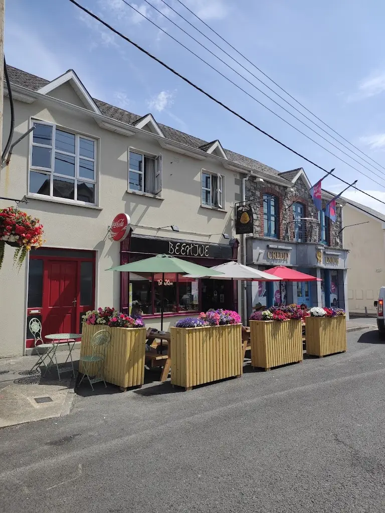 Beehive Restaurant / Pizzeria_Portumna_slider_image_2