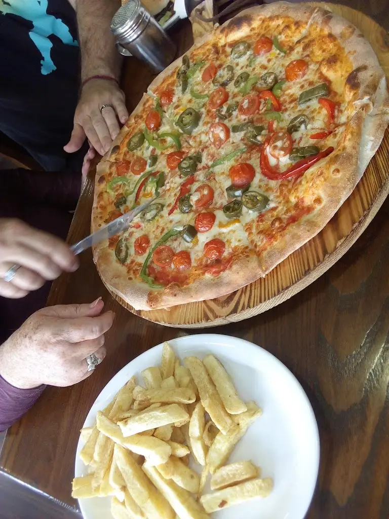 Roma Take Away Restaurant_Portumna_slider_image_2