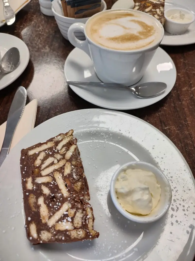 Cafe Rose_Portumna_slider_image_2