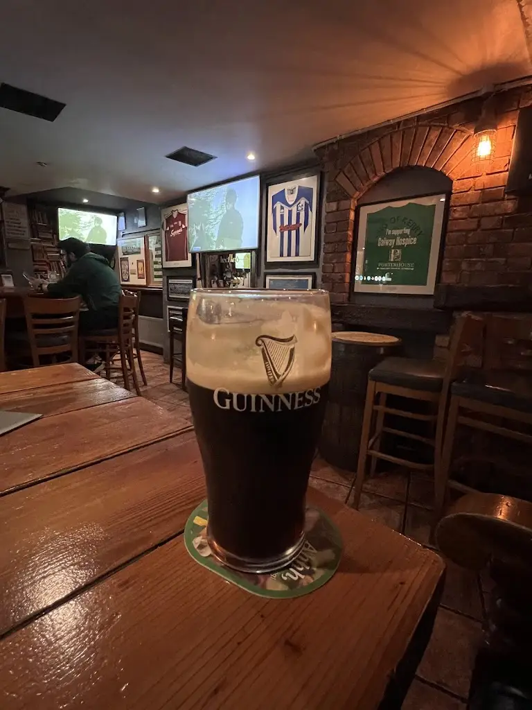 Gabriel_PORTERHOUSE_Oranmore_review