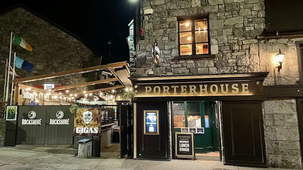 PORTERHOUSE restaurant in Oranmore