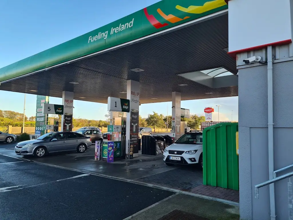 Supermac's & Papa John's Charlestown Service Station_Swinford_slider_image_1