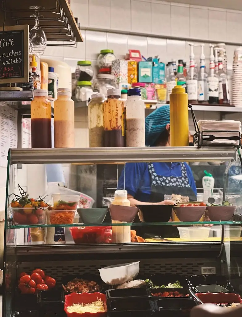 Ioana Nicolae_Lettuce Eat_Swinford_review