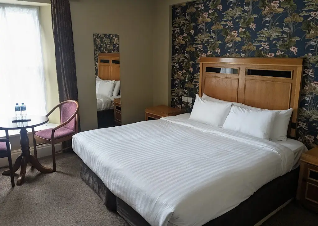 Jerome B. Murphy_The Gateway Hotel Swinford_Swinford_review