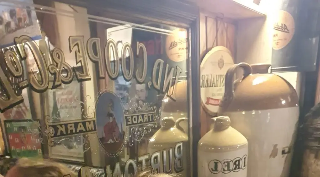 Menü_Mellett's Emporium_Swinford_Bild_8