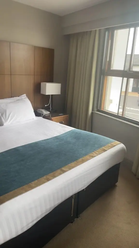 Cryans Hotel_Carrick-on-Shannon_slider_image_1