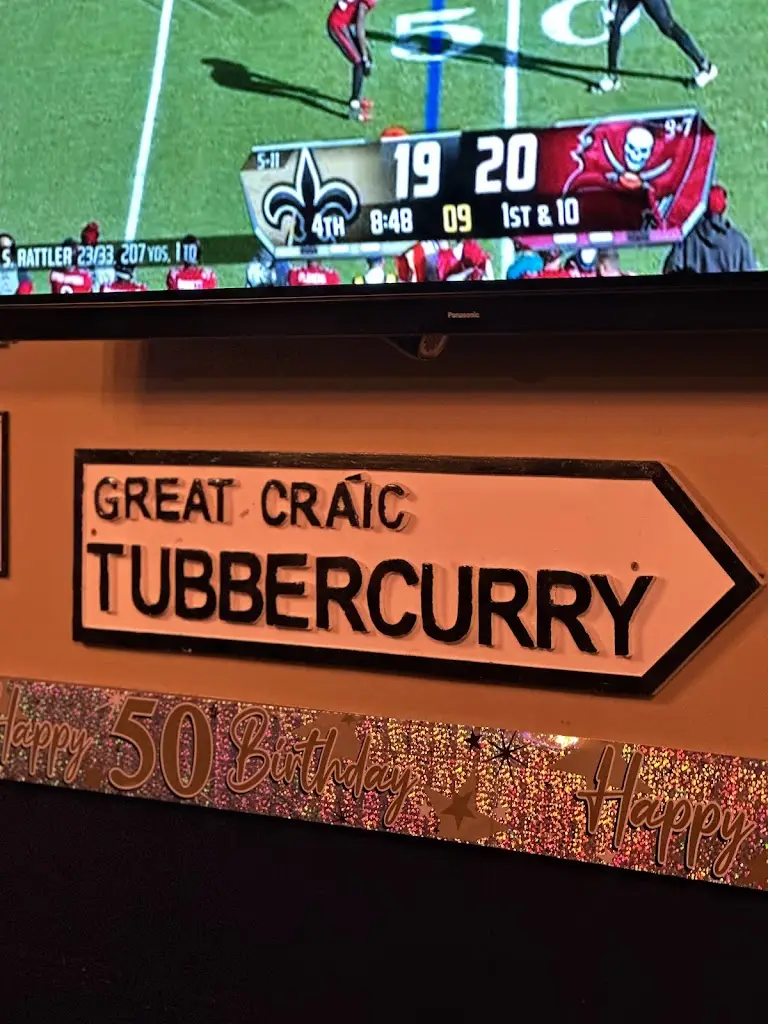 Elisha Hare_Mickey Mac's_Tobercurry_review