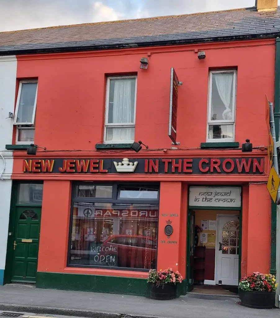 Lisa Clarke_New Jewel in the Crown_Tobercurry_review