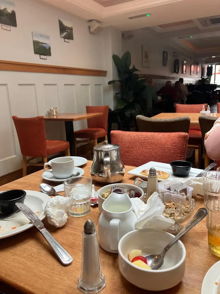 Sage Taxis_Murphy's Hotel_Tobercurry_review