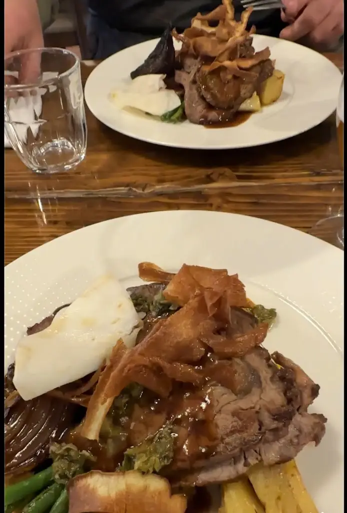 Lindic Channel 5_Gather_Tuam_review