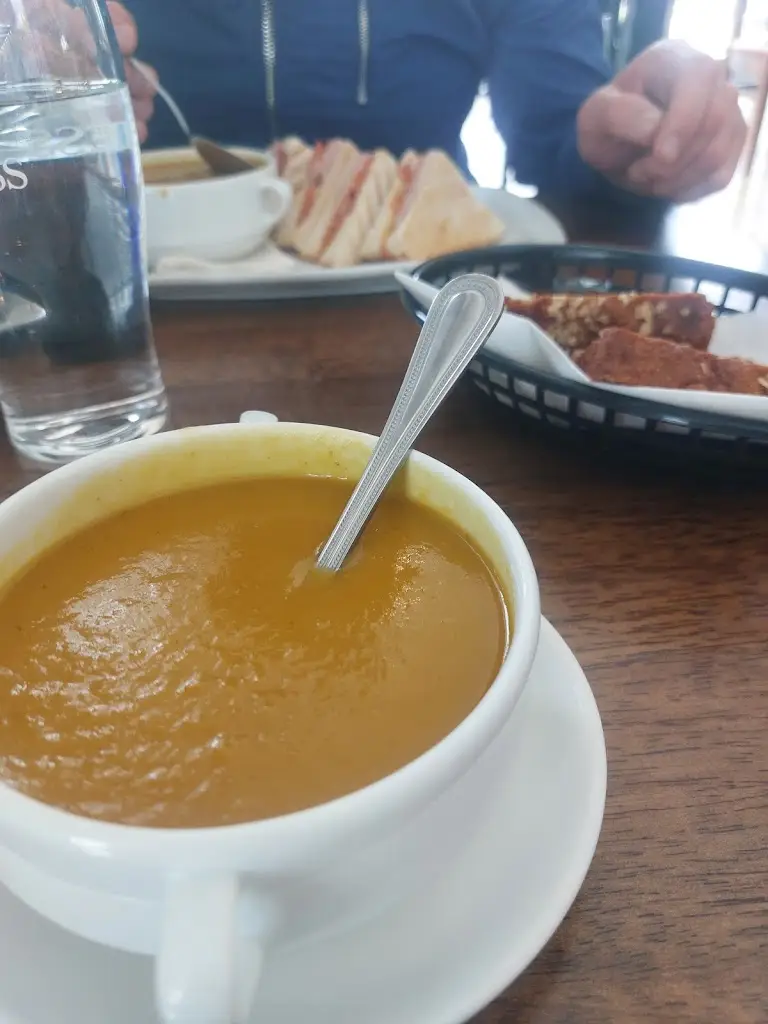 Lucy_The West Wing Restaurant_Tuam_review