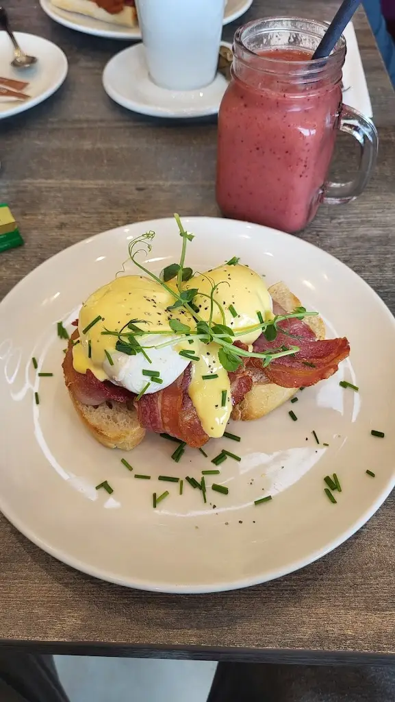 Jonnel_Roots Café & Bistro_Tuam_review