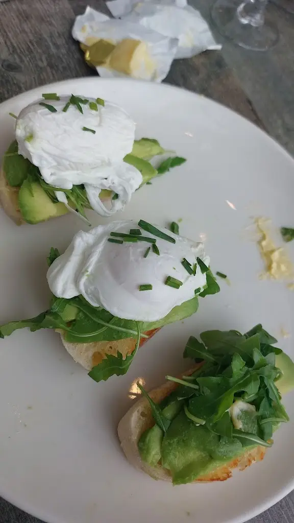 Kimmi Elizabeth_Roots Café & Bistro_Tuam_review