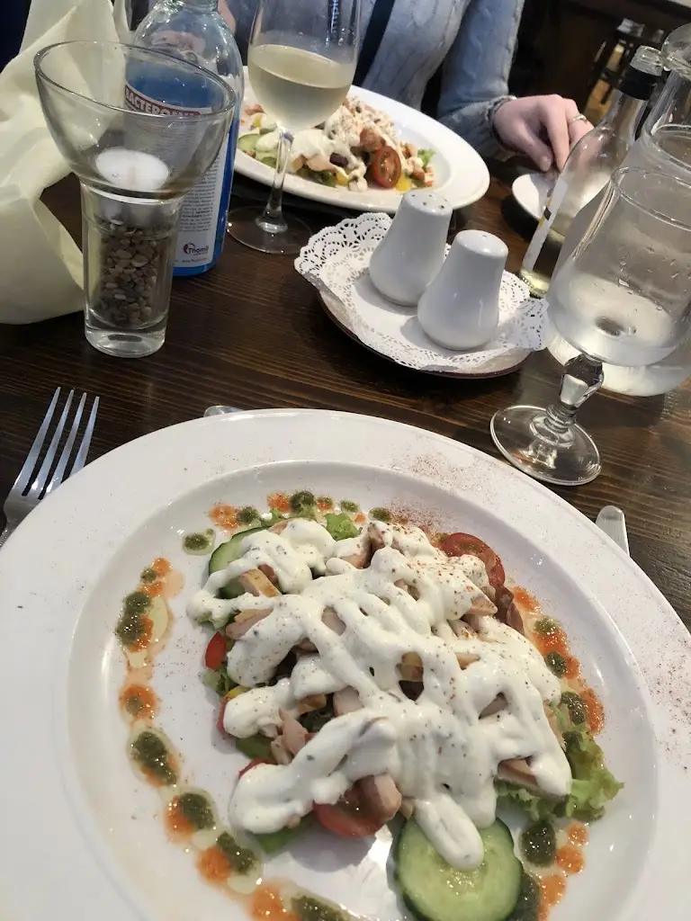 Luna_Cré na Cille_Tuam_review