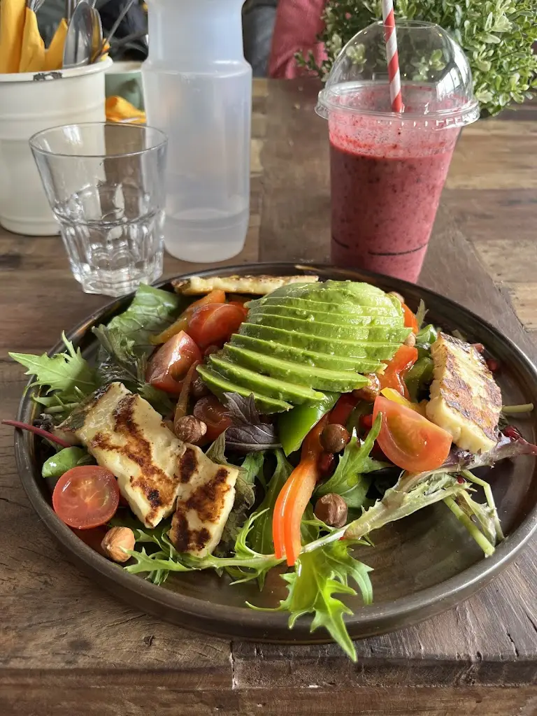 David Wall_Leaf and Bean_Tuam_avis