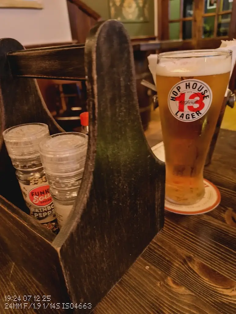 The Brogue Bar & Grill_Tuam_slider_image_2