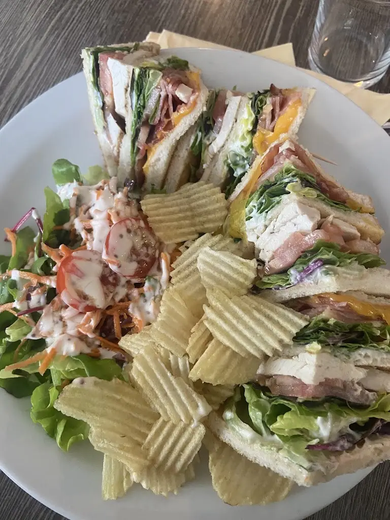 OCONNOR JASON_The Weavers Rest_Loughrea_review